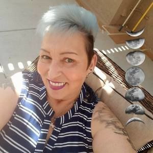 Meet your Posher, Cathy